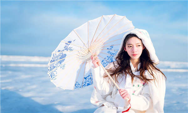 港南试管代怀生子多少钱一个？助孕之路的费用分析与方案选择